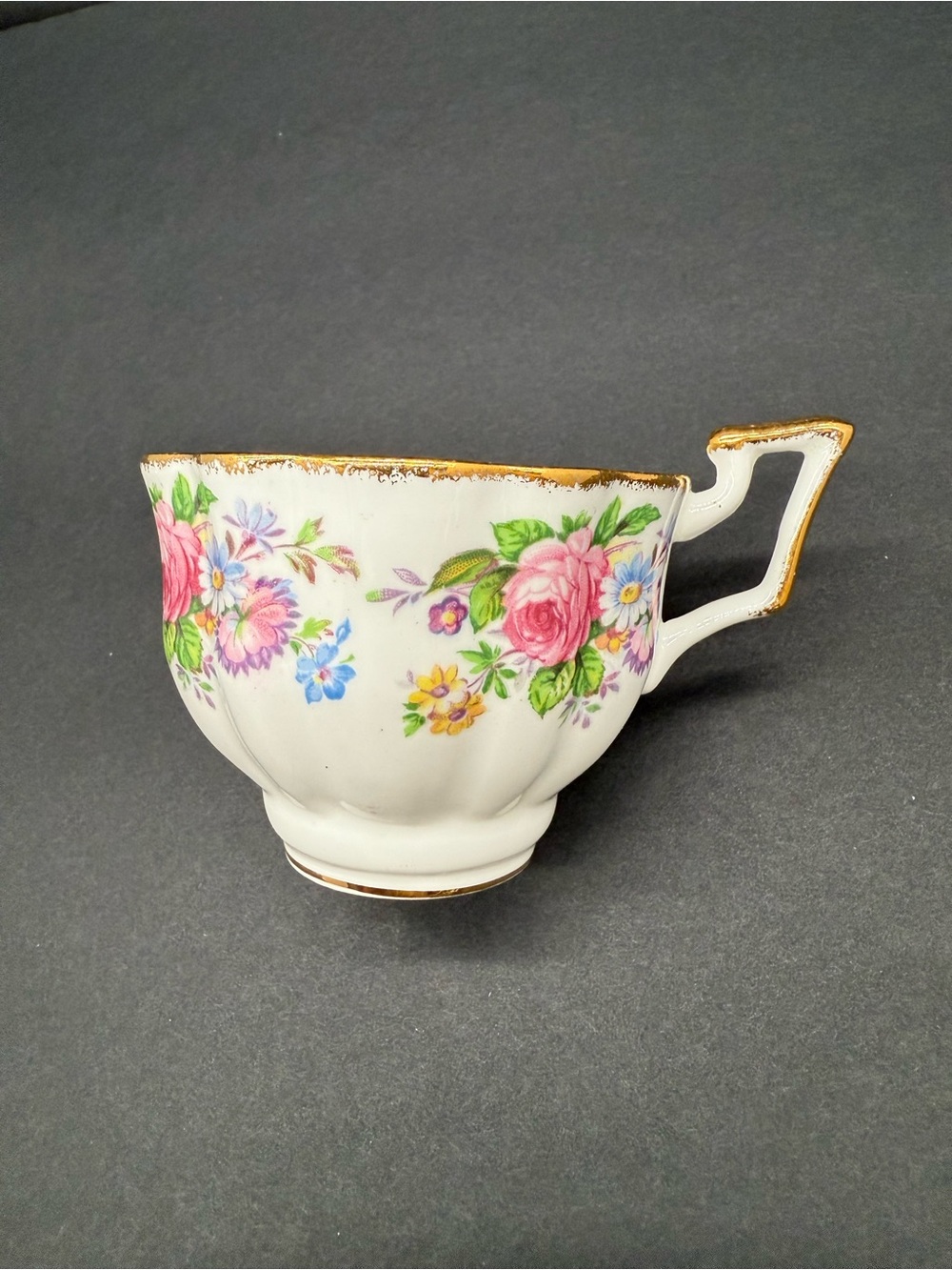 Salisbury Fine Bone China 1950s Tea Cup England China